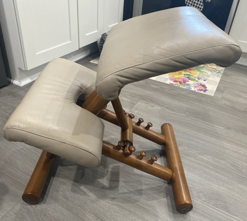 Sedia inginocchiata ergonomica